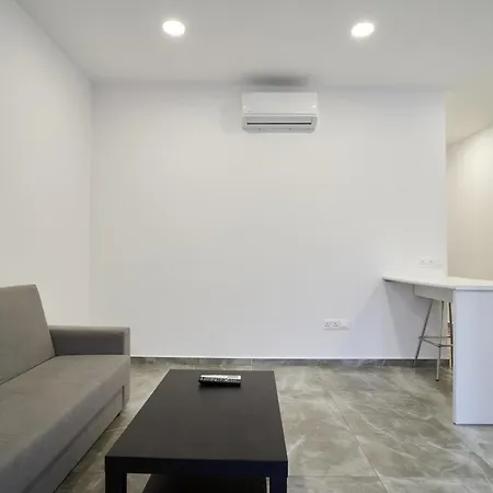 Napa Entry 아이아 나파